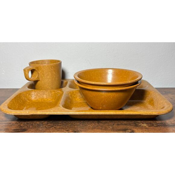 Vintage 1950s/1960s US Military Melamine Mess Set- Divided Tray, 2 Bowls, Mug - Picture 1 of 12